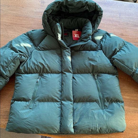 NWT Levi’s Women's Hunter Green Puffer Jacket- S & XL - Picture 12 of 13